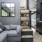 Dubs Luxury Family Pod