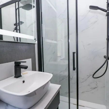 Holiday home Dubs Luxury Family Pod