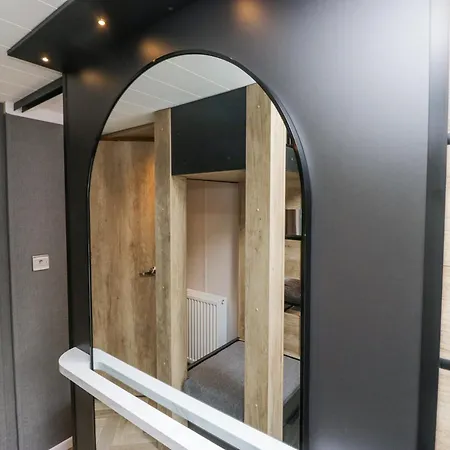 Dubs Luxury Family Pod *